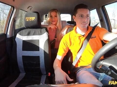 Любители, Большой член, Большие сиськи, Минет, В машине, Натуральные сиськи, Тощие, Молоденькие