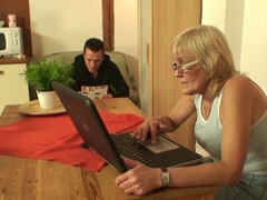 Blondine, Blasen, Tschechisch, Tochter, Ehemann, Mutti, Realität, Dürr