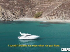 Playa, Bikini, Mamada, Morena, Sexo duro, Besar, Tetas naturales, Flaco