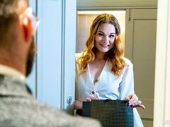 18 jaar, Kont, Grote lul, Pijpbeurt, Hondjeshouding, Natuurlijke tieten, Mager, Tieten likken