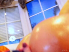 Hailing from the Netherlands, delicious blonde Elise Siswet sports sparkly, thigh-high boots and tight shorts. Following a sexy tease, the Dutch cutie