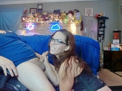 Hot MILF SARAHSMILES0000 gives an amazing blowjob and receives a massive facial in a sexy red and black corset and fishnet stockings