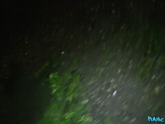 Amateur, Gros seins, Sucer une bite, Tir de sperme, En levrette, De plein air, Pov, Public