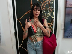 Spermaladung, Aufs gesicht abspritzen, Handjob, Küssen, Lecken, Masturbation, Piercing, Titten