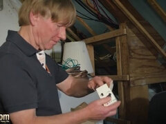 Stellung 69, Blasen, Spermaladung, Hundestellung, Grossvater, Hardcore, Muschi, Jungendliche (18+)