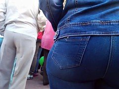 Mère que j'aimerais baiser, Pov, Voyeur