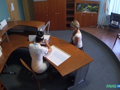 Amateur, Sucer une bite, Médecin, Branlette thaïlandaise, Léchez, Infirmière, Bureau, Pov