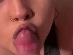 Belle grosse femme bgf, Sucer une bite, Rondelette, Compilation, Couple, Tir de sperme, Faciale, Fait maison