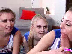 Amateur, Sucer une bite, Pom pom girl, Le plan cul à quatre, Fête, Pov, Adolescente, Uniforme