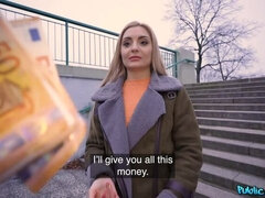 Blonde, Sucer une bite, Éjaculer dans la bouche, Argent, Seins naturels, De plein air, Pov, Russe