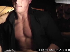 軍人, フェラチオ, イギリス人, バック, Hd, 天然, ピアス, 馬乗り