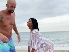 Grosse bite, Sucer une bite, Brunette brune, Éjaculation interne, Hd, De plein air, Réalité, Nénés