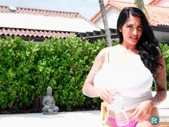Ricki Raxxx - How To Win Wet T-Shirt Contests - Ricki raxxx