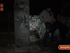 Gros seins, Faciale, 2 femmes 1 homme, Allemand, Hard, Maman, De plein air, Plan cul à trois