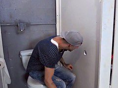 Amateur, Salle de bains, Grosse bite, Maigrichonne, Suçant, Adolescente