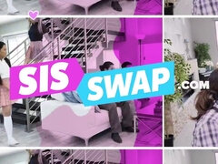 18 jaar, Enthousiasteling, Grote kont, Grote mammen, Rondborstig, Vrouw, Masseren, Tieten likken