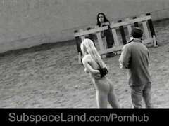 18 ans, Blonde, Sucer une bite, Bondage, Brunette brune, En levrette, Fétiche, Adolescente