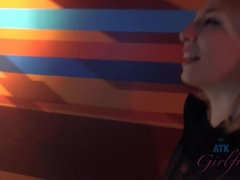 Cuarto de baño, Rubia, Novia, Besar, Bragas, Pov, Coño, Tetas