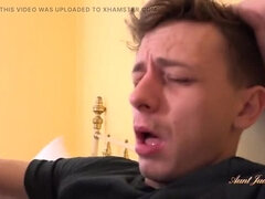 Leie, Grosser arsch, Britisch, Reif, Milf, Mutti, Natürlichen titten, Sohn