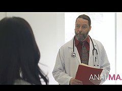 Anal, Cul, Brunette brune, Femme couguar, Médecin, En levrette, Mère que j'aimerais baiser