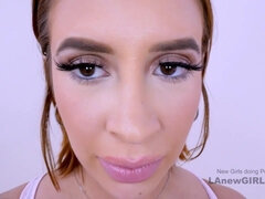 Gorgeous woman on her first try to be model