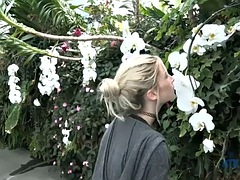 Belle grosse femme bgf, Grosse bite, Petite amie, Hard, Pov, Maigrichonne, Suçant, Nénés