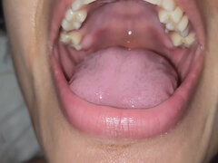 Pijpbeurt, Sperma shot, Extreem, Interraciaal, Latijnse vrouw, Pissen, Slaaf, Slet