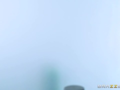 Teens Like It Big (Brazzers): Bed Head