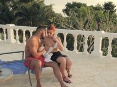 黒人, 捕まる, バック, ラティーナ, プール, スペイン人, ゴックンする, オッパイの