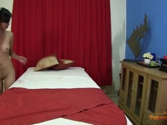 Amateur, Asiatique, Hd, Massage, Nue  à poil, Thaïlandaise, Nénés