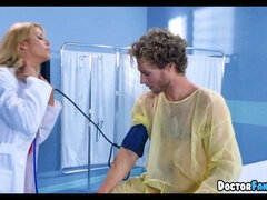 Tetas grandes, Engañando, Madura, Médico, Hd, Madres para coger, Enfermera, Hijo