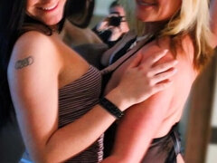 Schwanz, Fingern, Hd, Lesbisch, Lecken, Masturbation, Muschi, Realität
