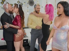 デカチン, デカパイ, ブロンド, フェラチオ, イく瞬間, ダブル開発, ラフ, 三人