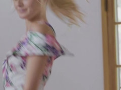 Парочка, Пальцем, Волосатые, Лесбиянка, Мамочка, Натуральные сиськи, Киски, Тату