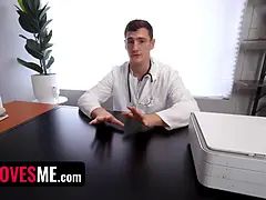 Amateur, Gorge profonde, Pieds, Hd, Orgasme, Plan cul à trois, Serré, Nénés