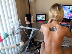 Ginger Banks toying League of Legends While plumbing Herself