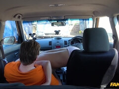 Grosser schwanz, Blondine, Blasen, Kehlenfick, Hardcore, Reiten, Rasiert, Schlampe