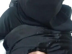 Muslim Girl Perfect Footjob - Desi Teen in Hijab Gives Amazing Foot Fetish Fun