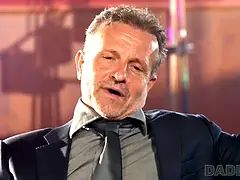 Mooi, Grote kont, Bruinharig, Bedriegen, Man die toekijkt, Daddy, Hd, Interraciaal