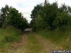 Rubia, Mamada, Madura, Garganta profunda, Madres para coger, Al aire libre, Madrastra, Trio