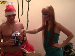 Blond, Bruinharig, Groep, Hakken, Lesbisch, Masturbatie, Kousen, Student