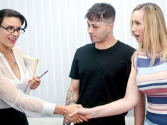 Grote mammen, Blond, Bruinharig, Arts, Handbeurt, Moeder die ik wil neuken, Moeder, Kousen