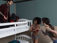 Culo, Negro, Mamada, Ffm, Sexo duro, Hotel, Interracial, Trio