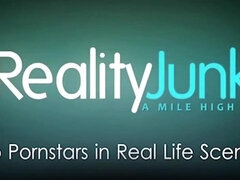 美女, デカ尻, デカパイ, フェラチオ, 巨乳な, なめる, 現実, オッパイの