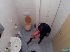 Amateur, Cuarto de baño, Mamada, Pajear, Coño, Seducido, Medias largas, Uniforme