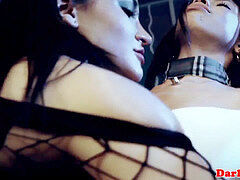 Dominación, Penetracion con dedos, Lesbiana, Tatuaje