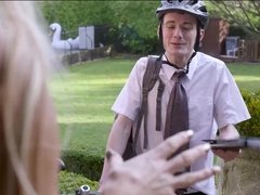 Enthousiasteling, Anaal, Kont, Grote mammen, Blond, Hardcore, Moeder die ik wil neuken, Verlegen
