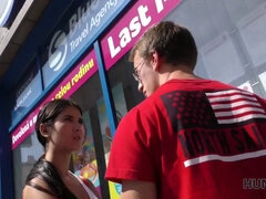 18 jahre, Gehörnter ehemann, Tschechisch, Hd, Lecken, Geld, Pov, Muschi