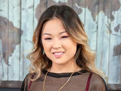 Anaal, Bruinharig, Dubbele penetratie, Vingeren, Gapende, Masturbatie, Moeder die ik wil neuken, Tatoeage