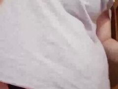 Enthousiasteling, Blond, Fetisj, Moeder die ik wil neuken, Natuurlijke tieten, Roken, Tieten likken, Webcamera